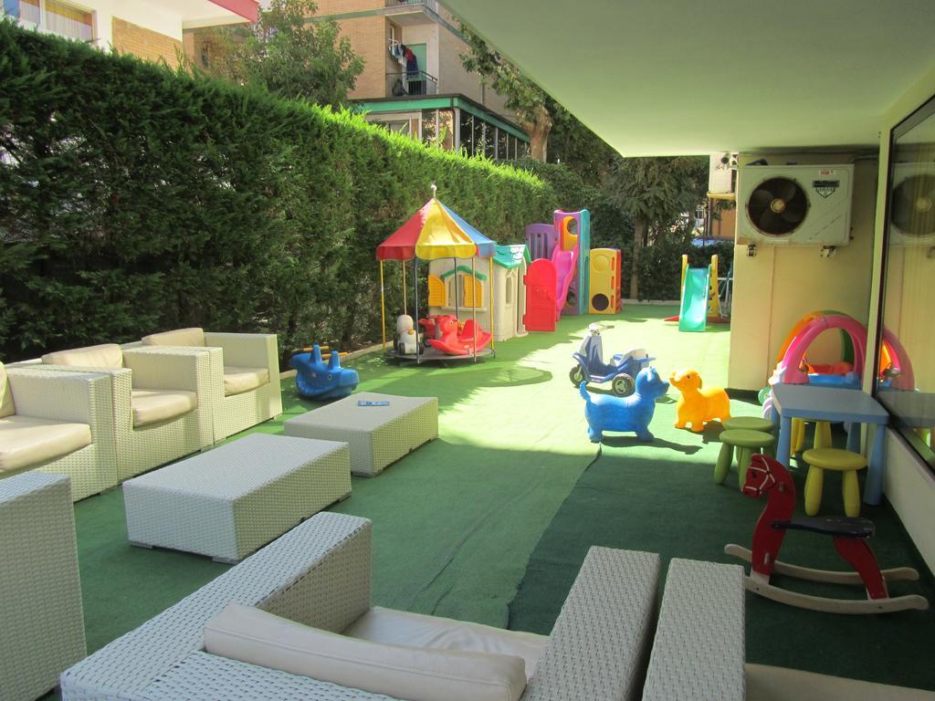 Hotel Costaverde Cesenatico Extérieur photo